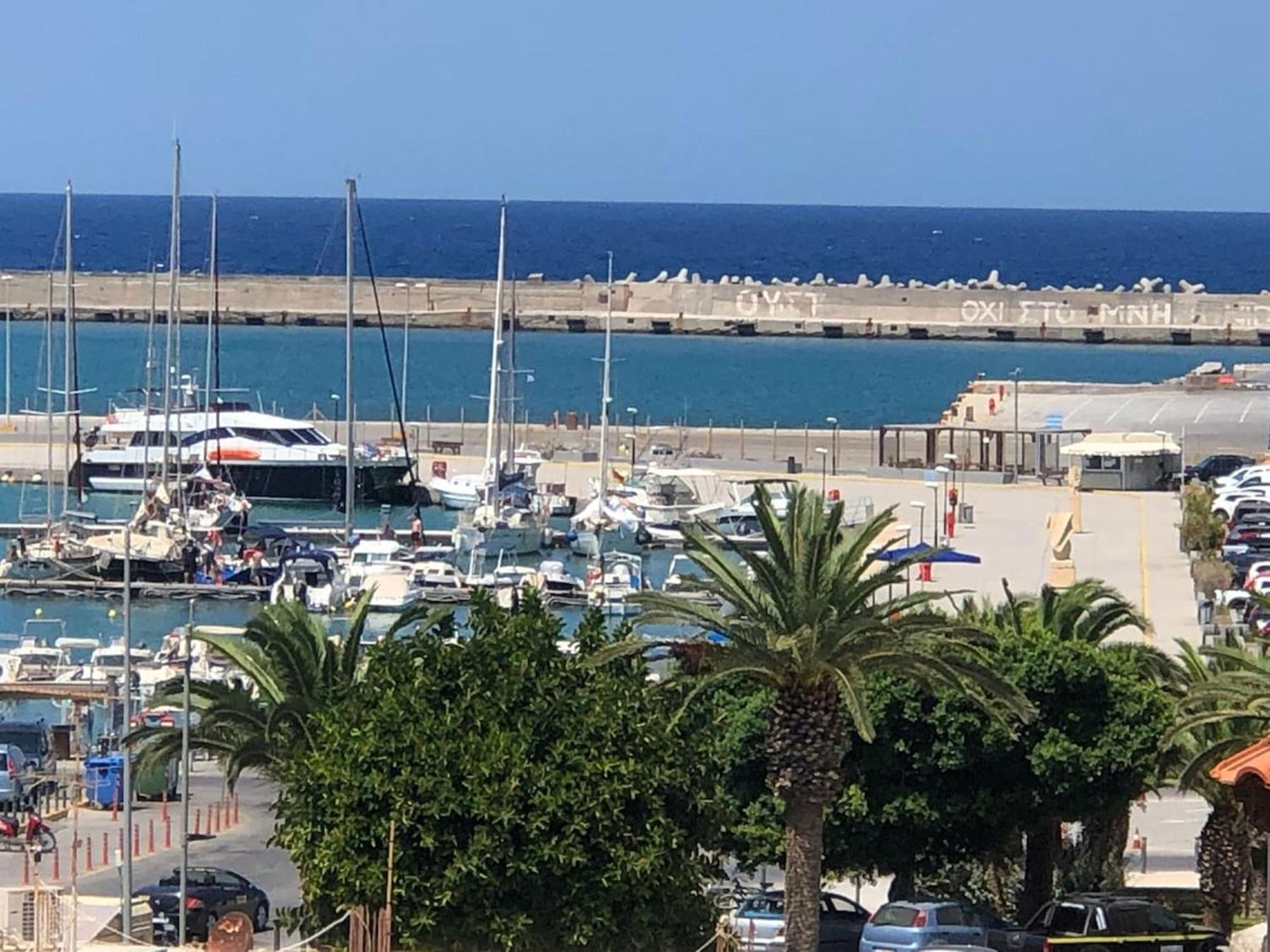 Erieta Sea View Apartment50M From The Beach ريثيمنو المظهر الخارجي الصورة